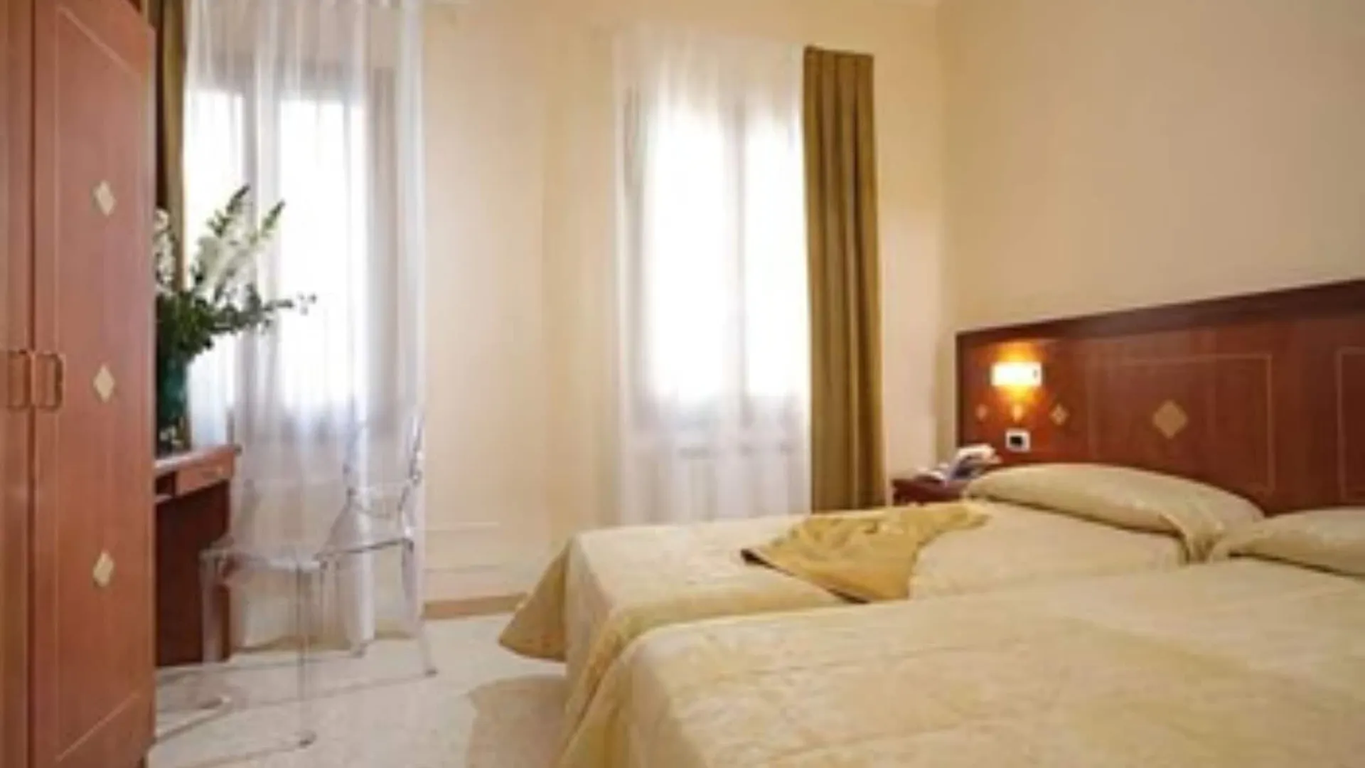 Hotel Adriatico Βενετία 2*,  Ιταλία