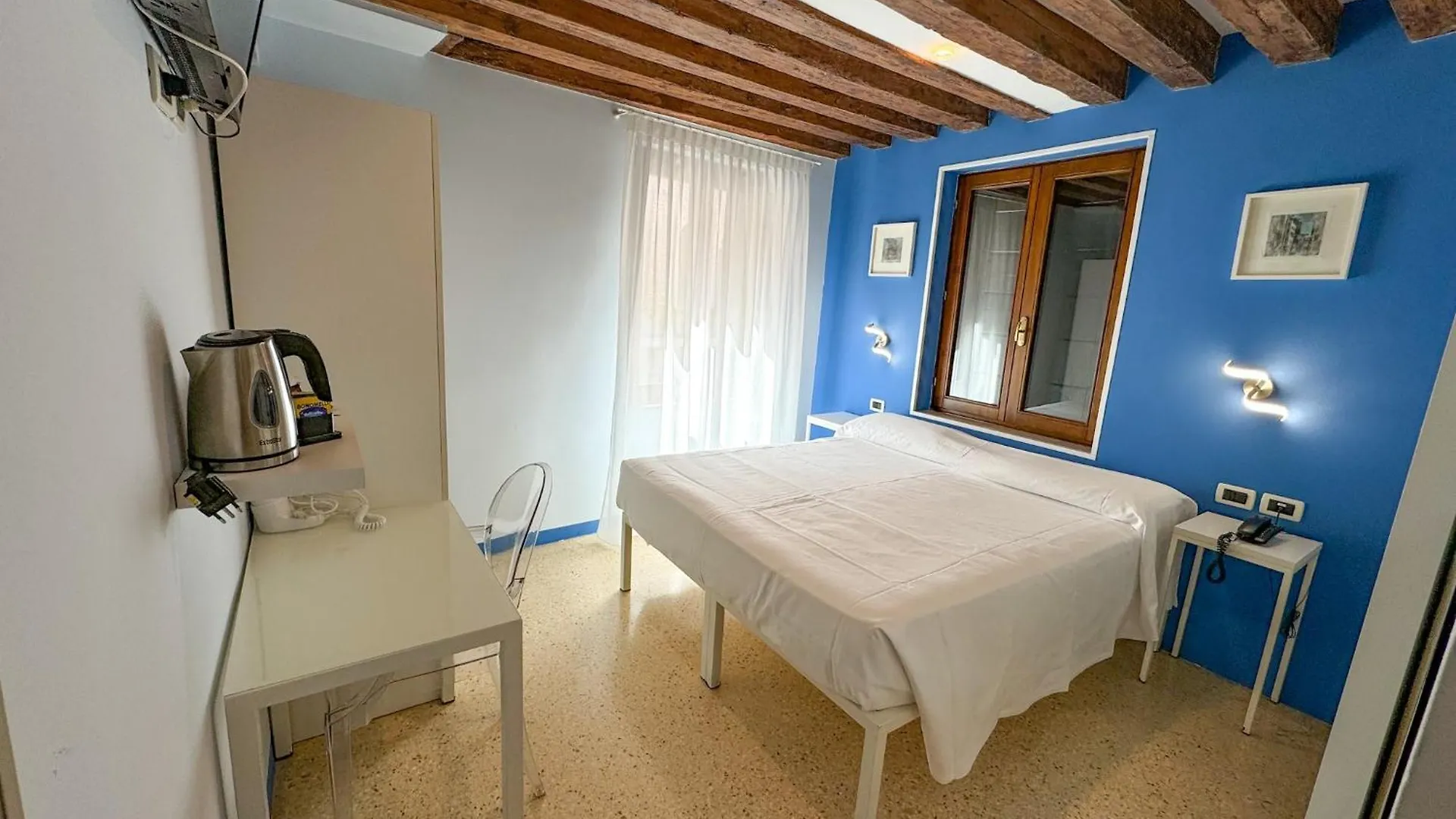 Hotel Adriatico Βενετία 2*,