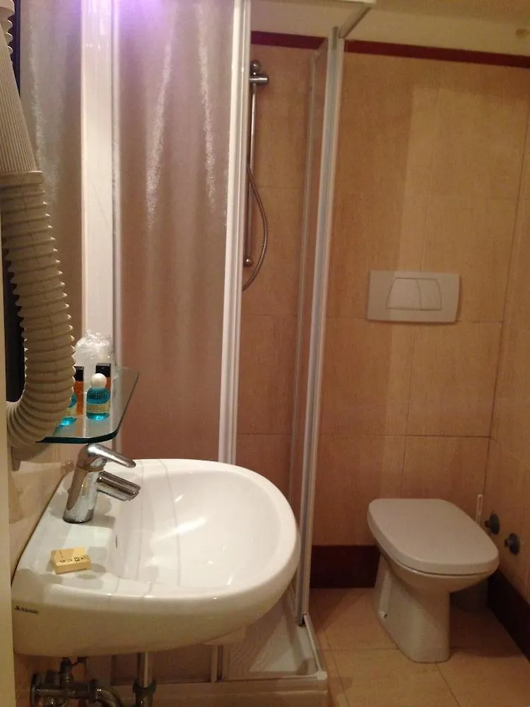 Hotel Adriatico Venice 2*,